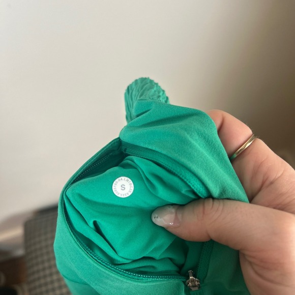 Lululemon Mens Pace Breaker Short 5" Shorts Green Athletic Zip Pocket Size S - Picture 4 of 4